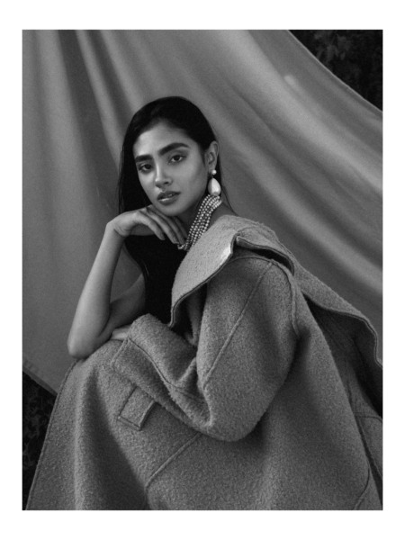 WinterinDubai, Sarah, Tarfut, Black and white-11